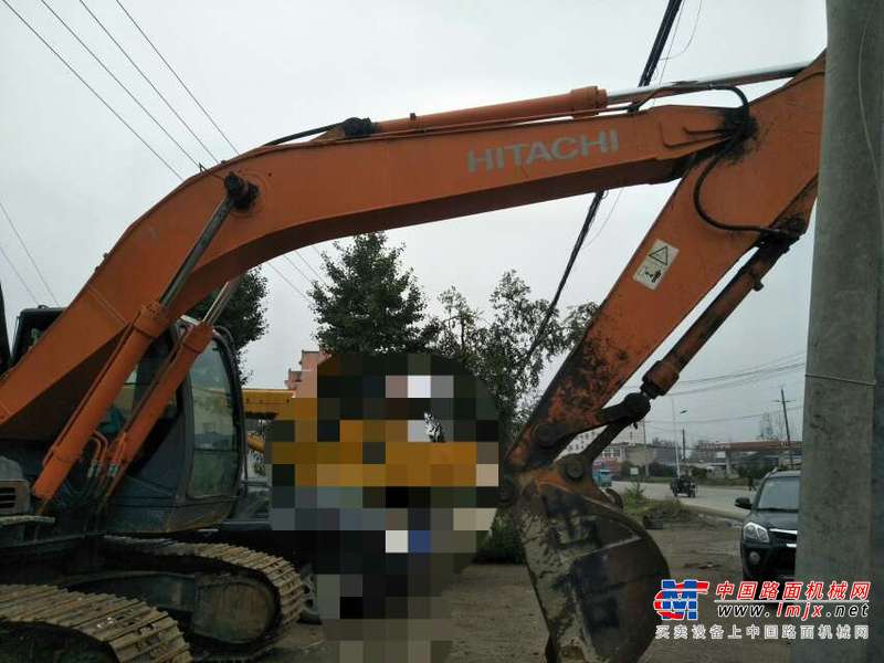 安徽出售转让二手8500小时2010年日立ZX200挖掘机