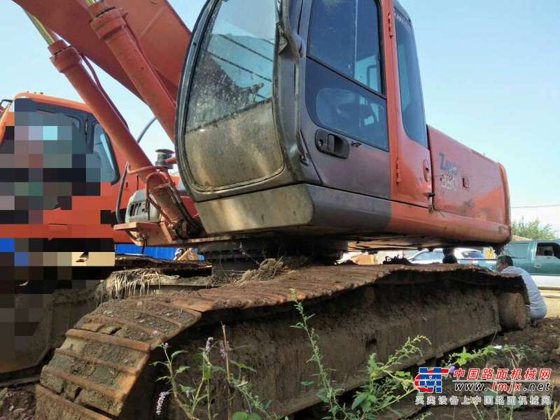 辽宁出售转让二手18000小时2006年日立ZX240LC挖掘机