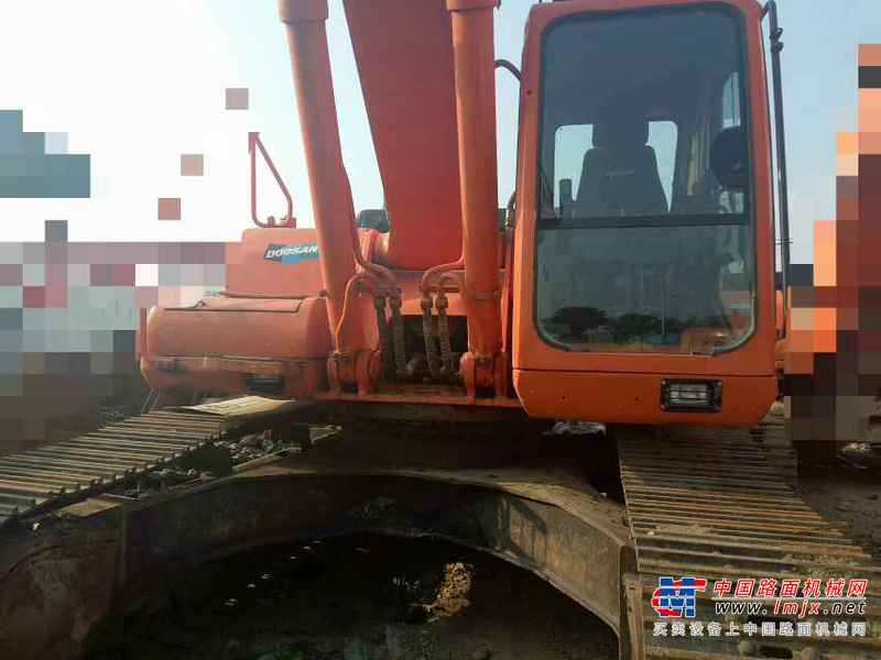 辽宁出售转让二手9000小时2011年斗山DH300LC挖掘机