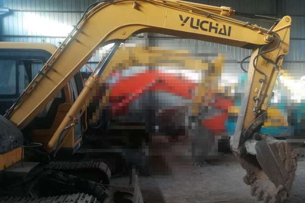 陕西出售转让二手6000小时2010年玉柴YC85挖掘机