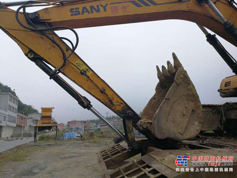 贵州出售转让二手8960小时2012年三一重工SY135C挖掘机
