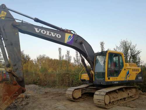 山东出售转让二手6531小时2014年沃尔沃EC210BLC挖掘机