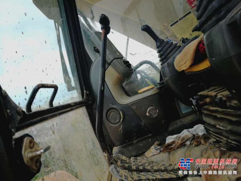 贵州出售转让二手12000小时2007年卡特彼勒320D挖掘机