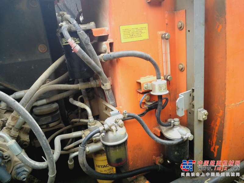 贵州出售转让二手6400小时2015年日立ZX70挖掘机