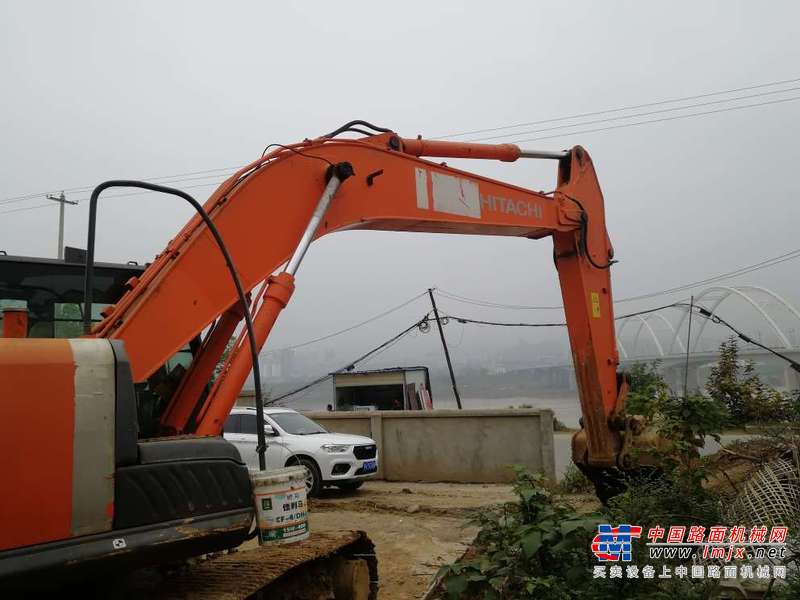 陕西出售转让二手6500小时2011年日立ZX250H挖掘机