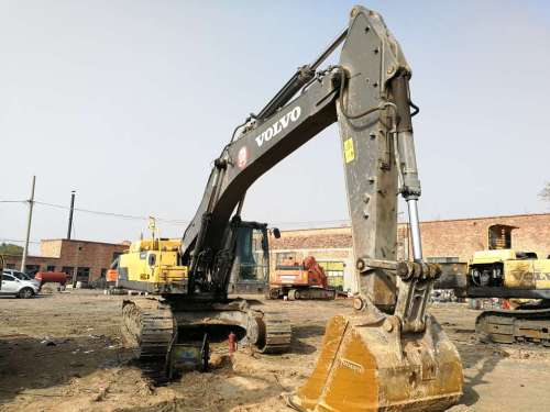 内蒙古出售转让二手9000小时2012年沃尔沃EC480DL挖掘机