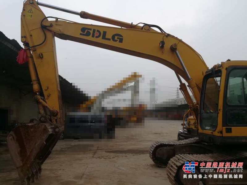陕西出售转让二手4500小时2012年临工LG6210挖掘机