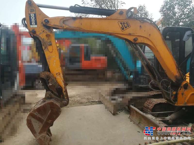 陕西出售转让二手5000小时2010年JCB8056挖掘机