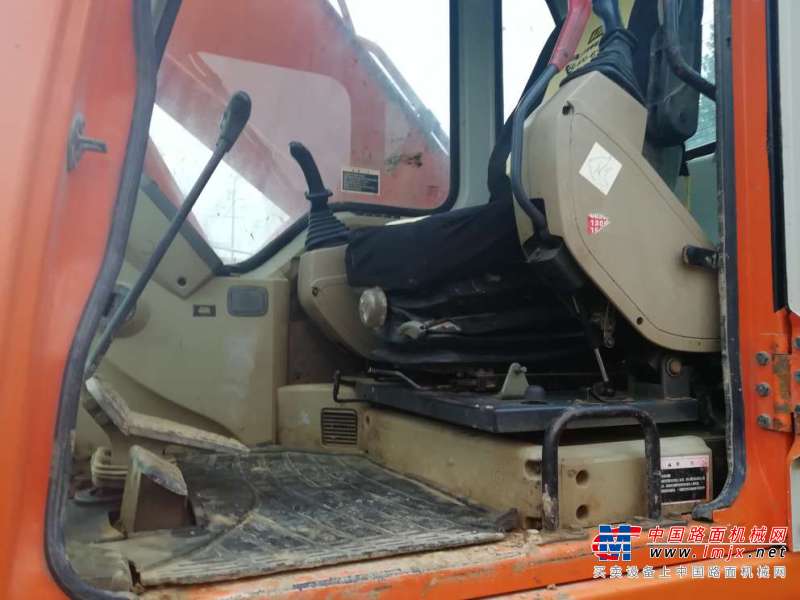山东出售转让二手8135小时2010年斗山DH215挖掘机
