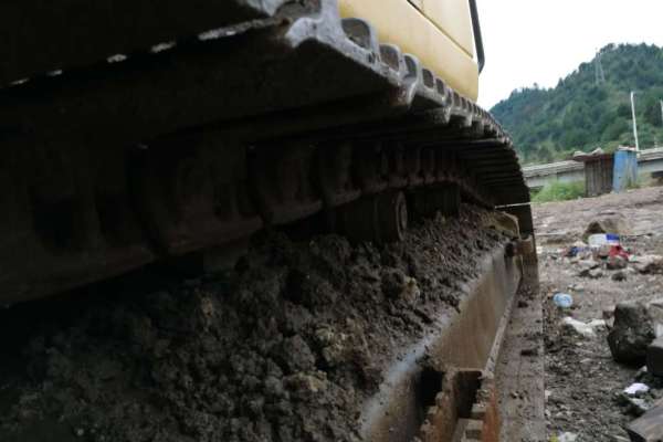 贵州出售转让二手8950小时2012年柳工922D挖掘机
