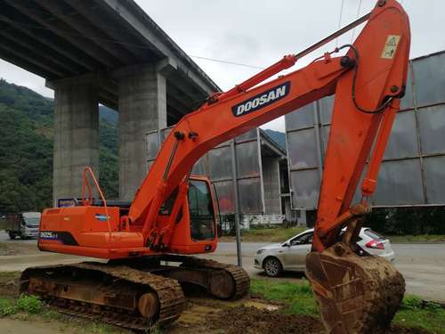 陕西出售转让二手7000小时2010年斗山DH225LC挖掘机