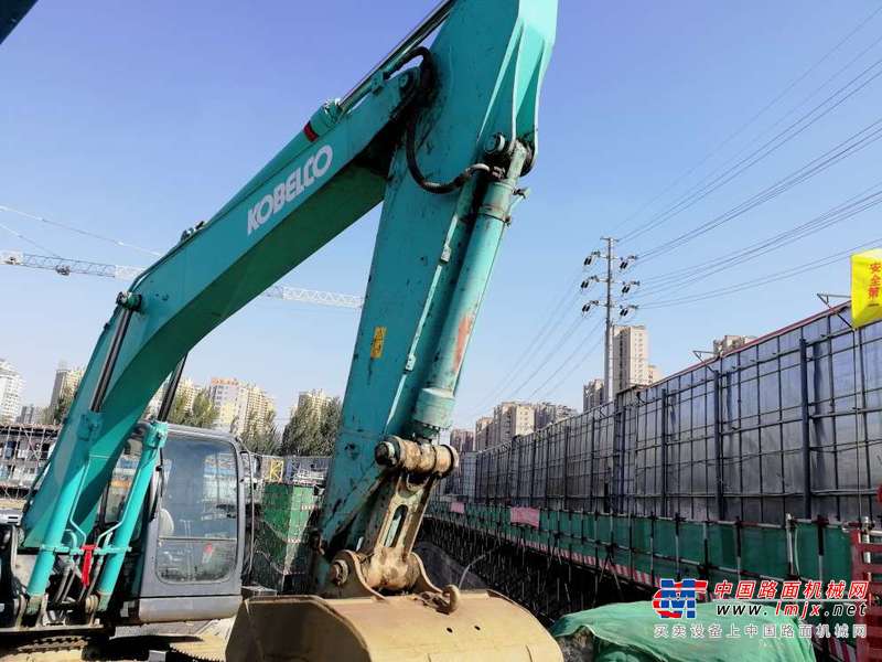 辽宁出售转让二手8000小时2012年神钢SK210挖掘机