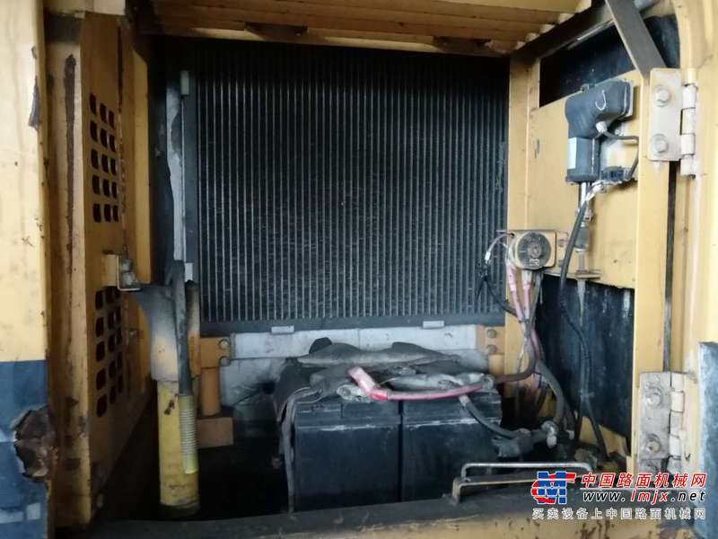 山东出售转让二手4600小时2009年柳工CLG225C挖掘机