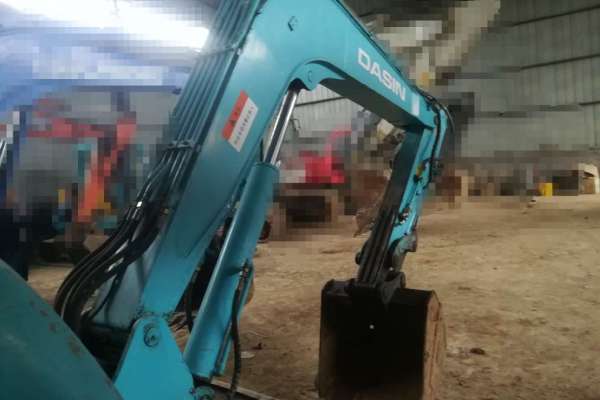 陕西出售转让二手2500小时2012年大信重工DS60挖掘机