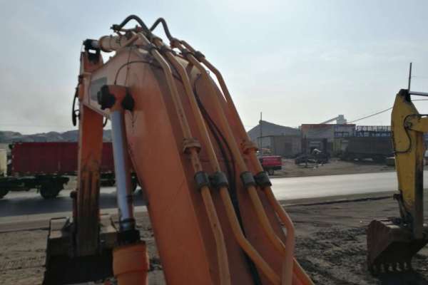 内蒙古出售转让二手6000小时2011年斗山DH420LC挖掘机