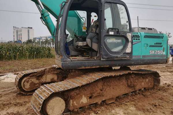 陕西出售转让二手8000小时2011年神钢SK210LC挖掘机