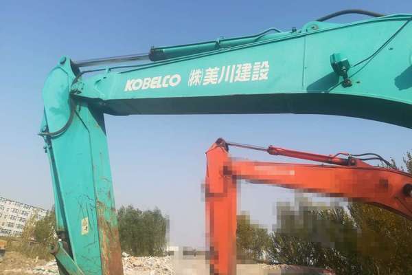 辽宁出售转让二手8500小时2005年神钢SK230挖掘机