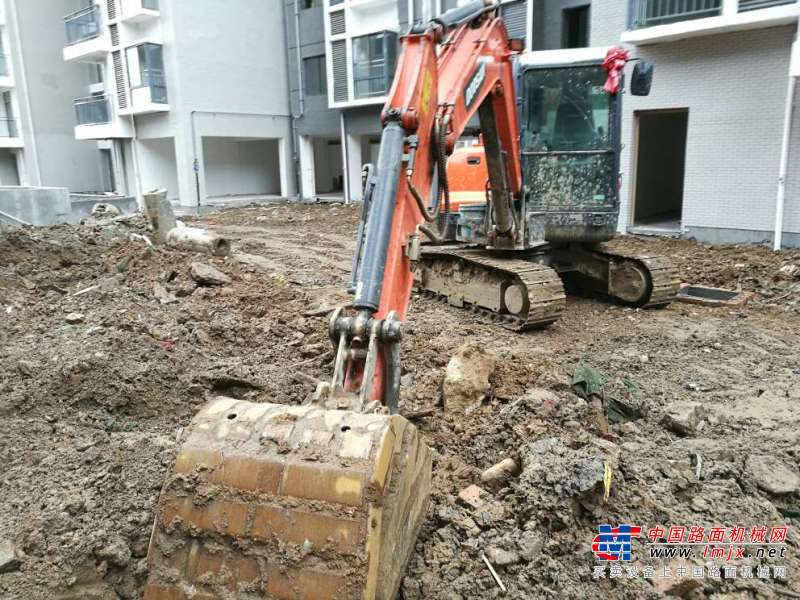 江西出售转让二手4000小时2015年斗山DH60挖掘机