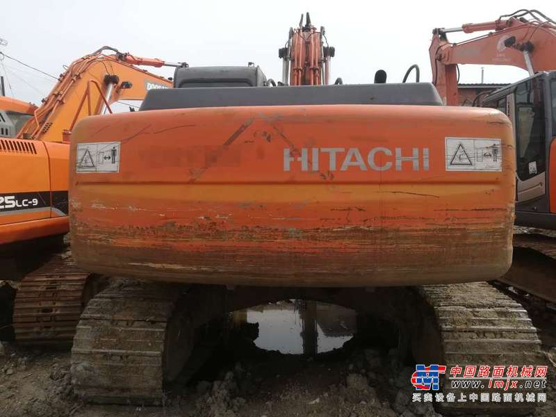 辽宁出售转让二手8000小时2006年日立ZX240LC挖掘机