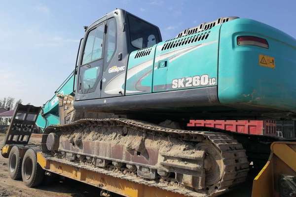 内蒙古出售转让二手12000小时2009年神钢SK260LC挖掘机