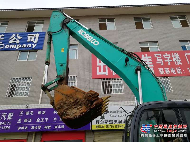 陕西出售转让二手5000小时2011年神钢SK210LC挖掘机
