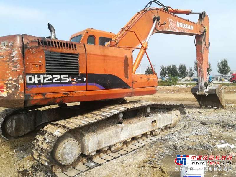 辽宁出售转让二手12000小时2005年大宇DH220LC挖掘机
