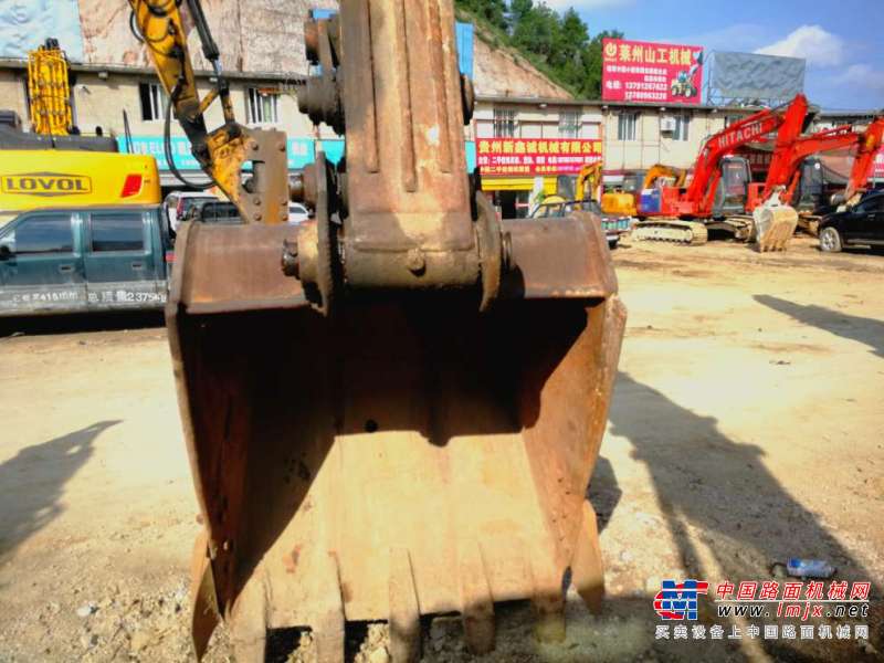 贵州出售转让二手7000小时2012年徐工XE215C挖掘机