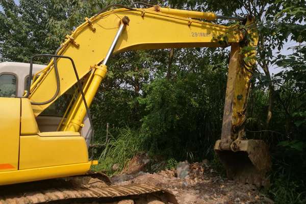 江西出售转让二手8600小时2009年住友SH200A3挖掘机