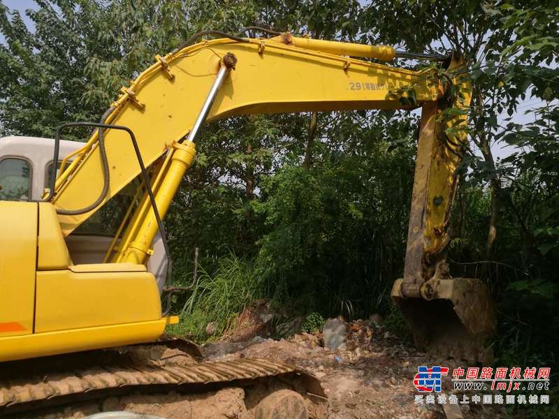 江西出售转让二手8600小时2009年住友SH200A3挖掘机