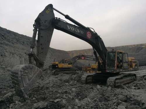 内蒙古出售转让二手15000小时2011年沃尔沃EC460BLC挖掘机