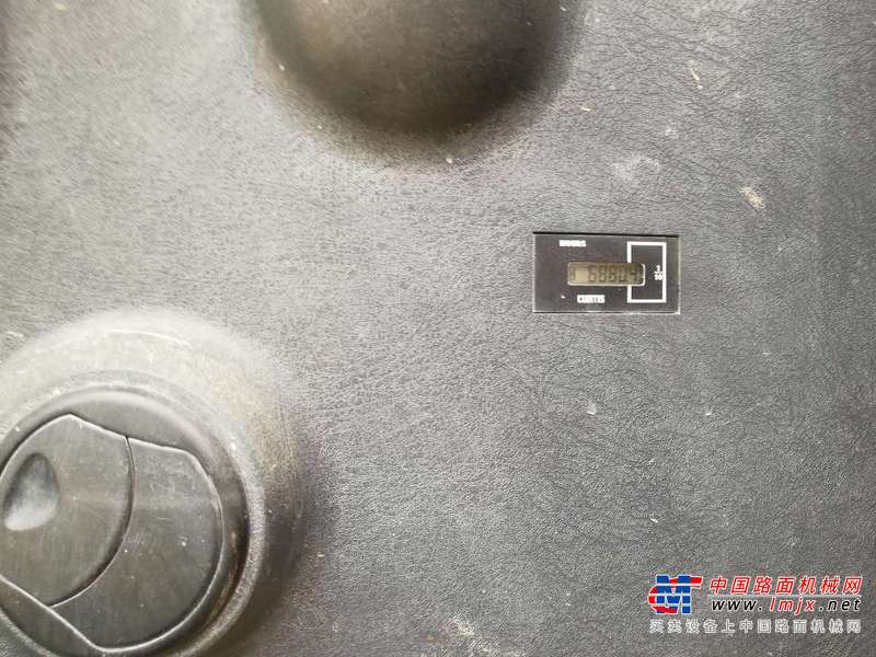 陕西出售转让二手6800小时2011年现代R150LC挖掘机