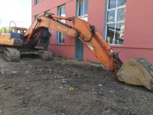辽宁出售转让二手15000小时2005年日立ZX230挖掘机
