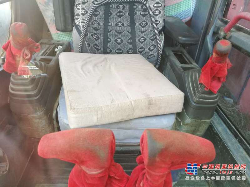 辽宁出售转让二手15000小时2005年日立ZX230挖掘机