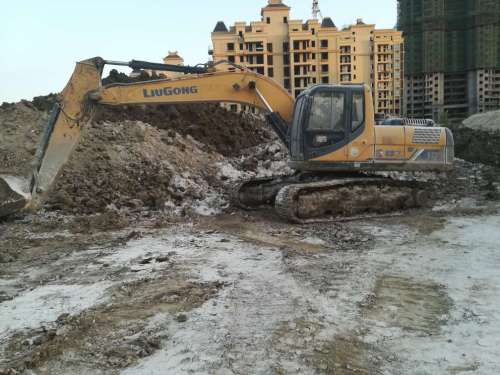 安徽出售转让二手5720小时2012年柳工CLG230挖掘机