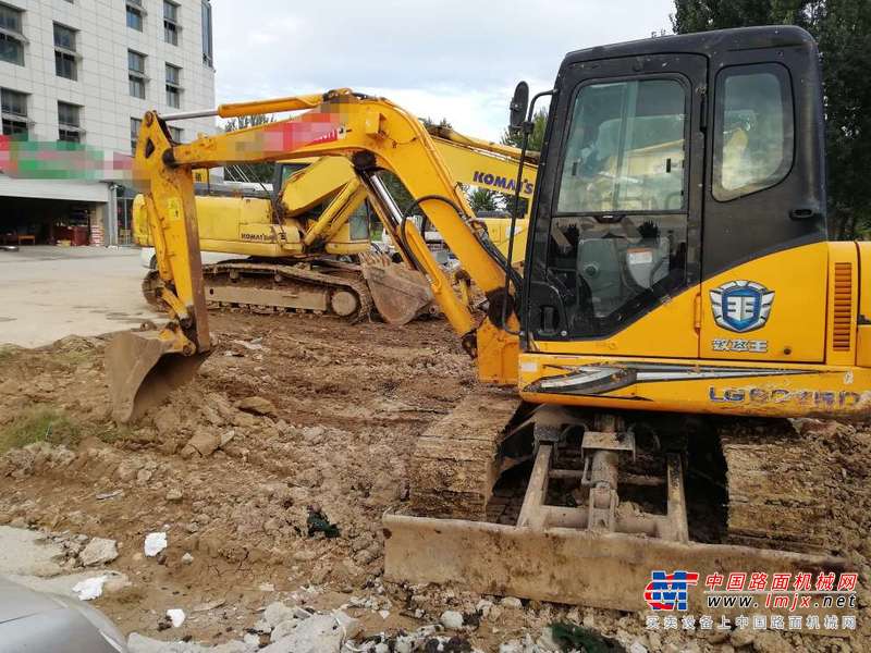 山东出售转让二手6523小时2011年龙工LG6060D挖掘机