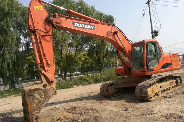 山西出售转让二手15000小时2005年大宇DH220LC挖掘机