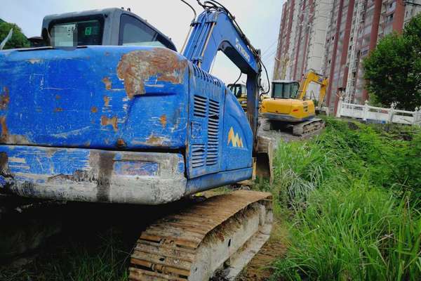 贵州出售转让二手6980小时2011年山重建机GC88挖掘机