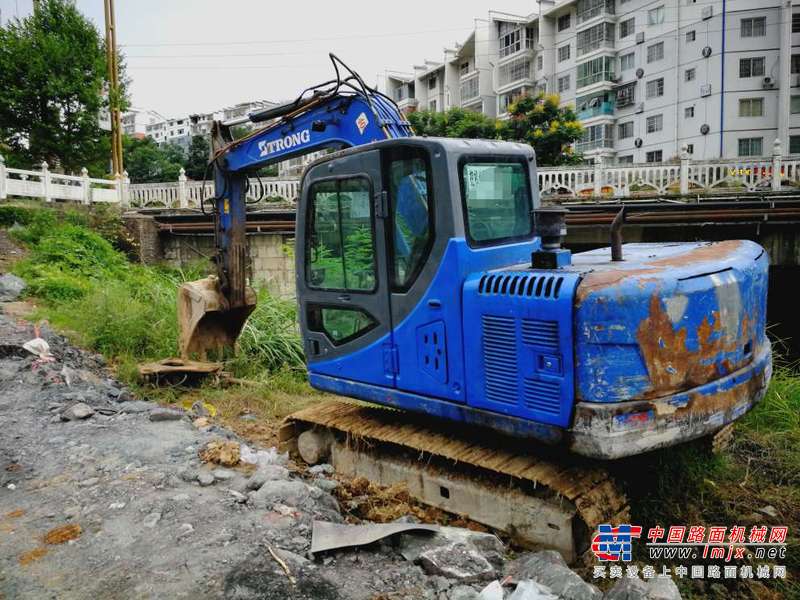 贵州出售转让二手6980小时2011年山重建机GC88挖掘机