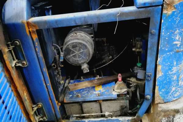 贵州出售转让二手6980小时2011年山重建机GC88挖掘机