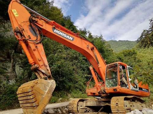 陕西出售转让二手6000小时2011年斗山DH300LC挖掘机