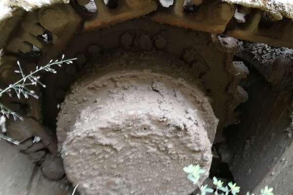 陕西出售转让二手6000小时2011年斗山DH300LC挖掘机