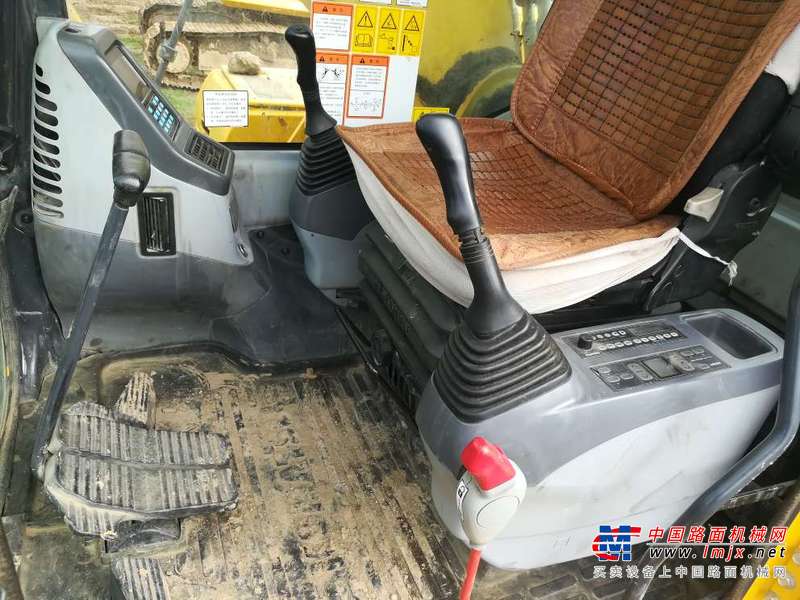 陕西出售转让二手4500小时2014年小松PC360挖掘机
