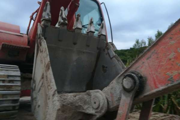 吉林出售转让二手14000小时2008年斗山DH150LC挖掘机
