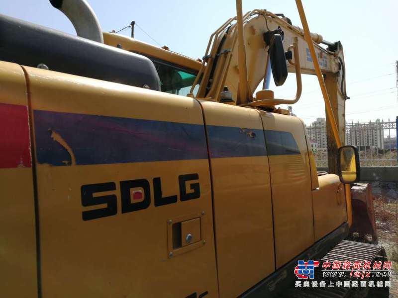 内蒙古出售转让二手4000小时2014年临工LG6150E挖掘机