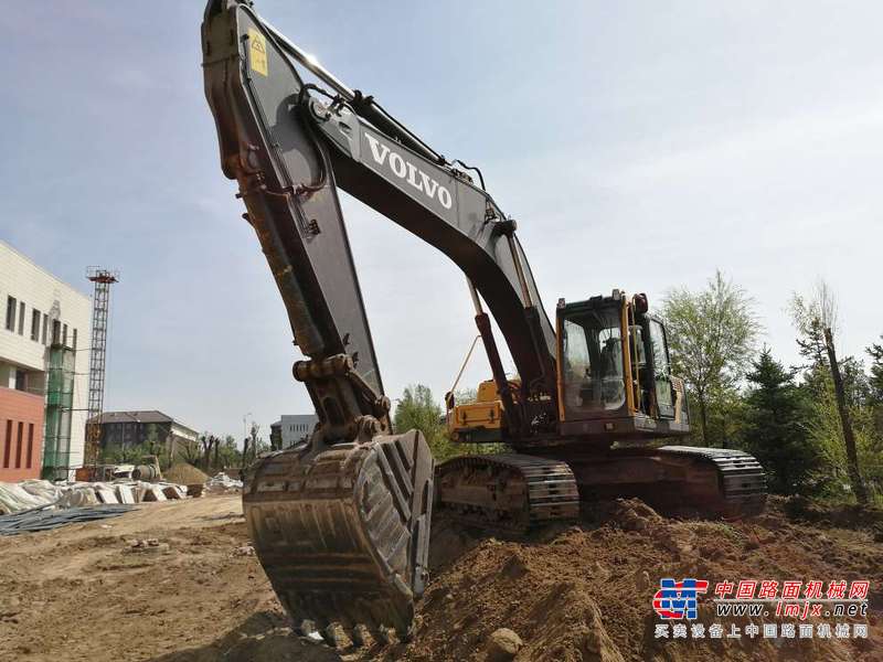 内蒙古出售转让二手7000小时2011年沃尔沃挖掘机