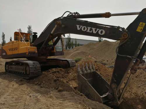 内蒙古出售转让二手9000小时2010年沃尔沃EC360BLC挖掘机
