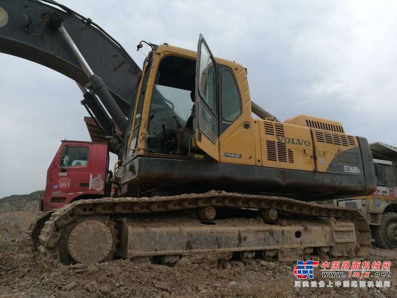 山西出售转让二手15000小时2011年沃尔沃EC360BLC挖掘机