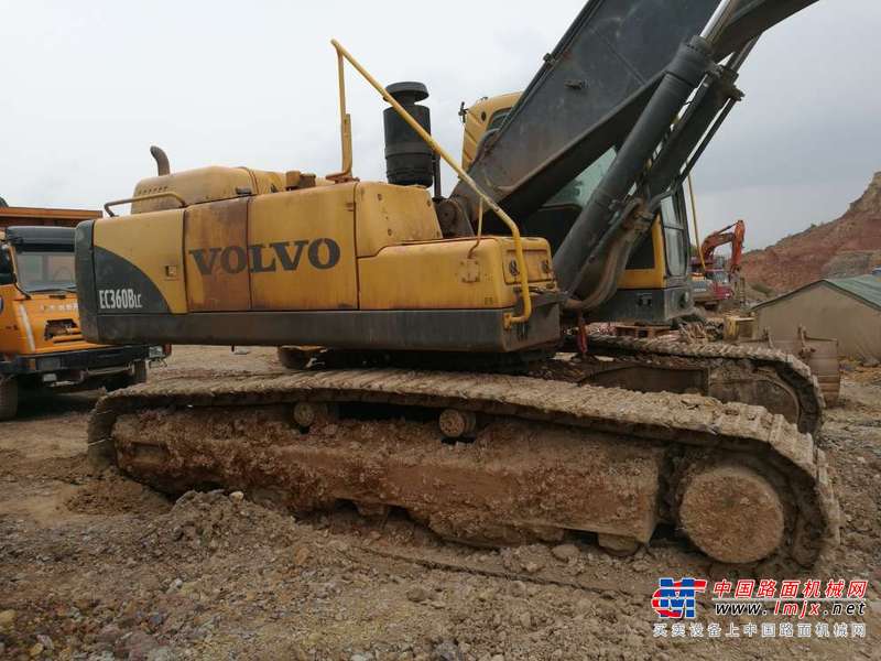山西出售转让二手15000小时2011年沃尔沃EC360BLC挖掘机