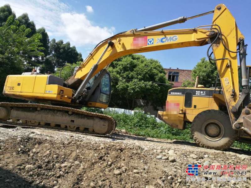 四川出售转让二手9600小时2011年徐工XE250挖掘机