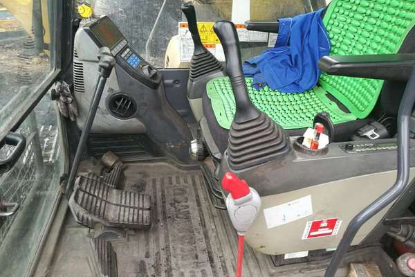 山西出售转让二手8000小时2009年小松PC350LC挖掘机